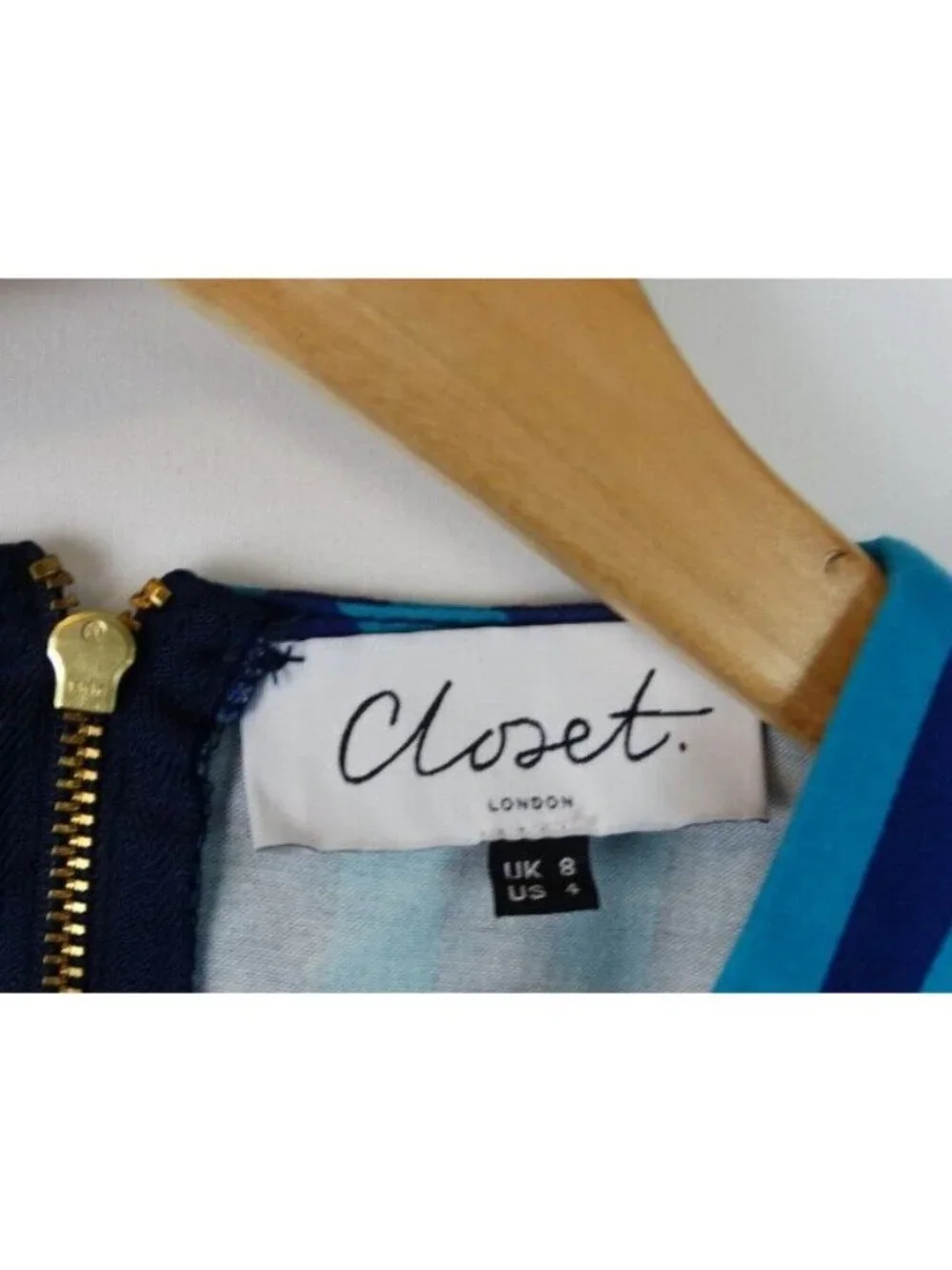 Closet London Women's Dress Size 4 Blue Striped V-Neck Sleeveless A-Line Dress